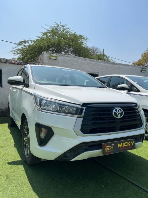 Toyota Innova 2018 - Image 5